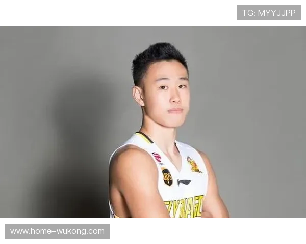 贺希宁三分出手选择分析 侧翼射手战术跑位与机会创造